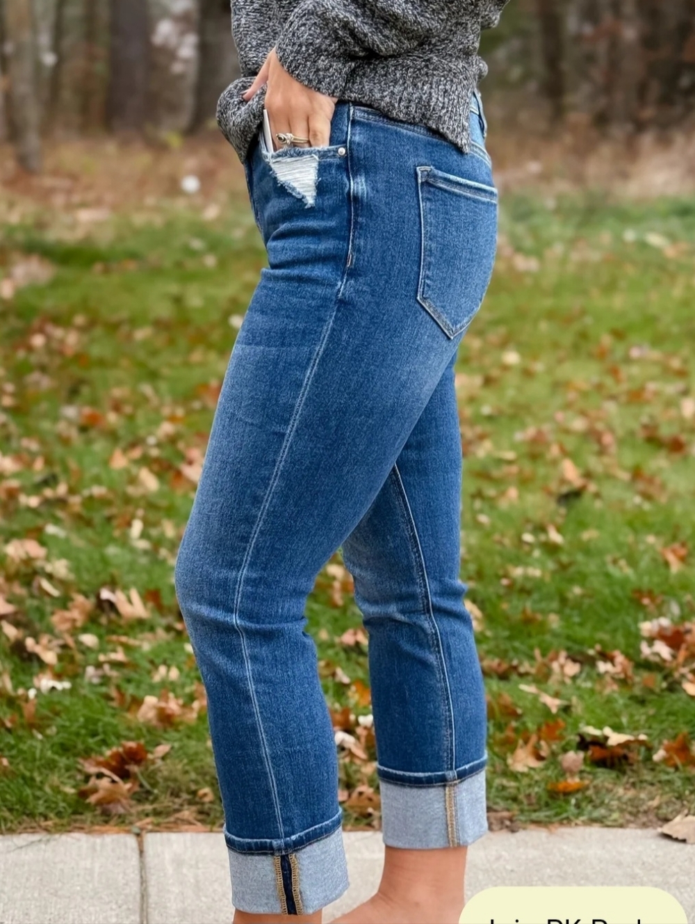 Mica Midrise Straight Leg Blue Jeans Size 26 NWT - Picture 2 of 6